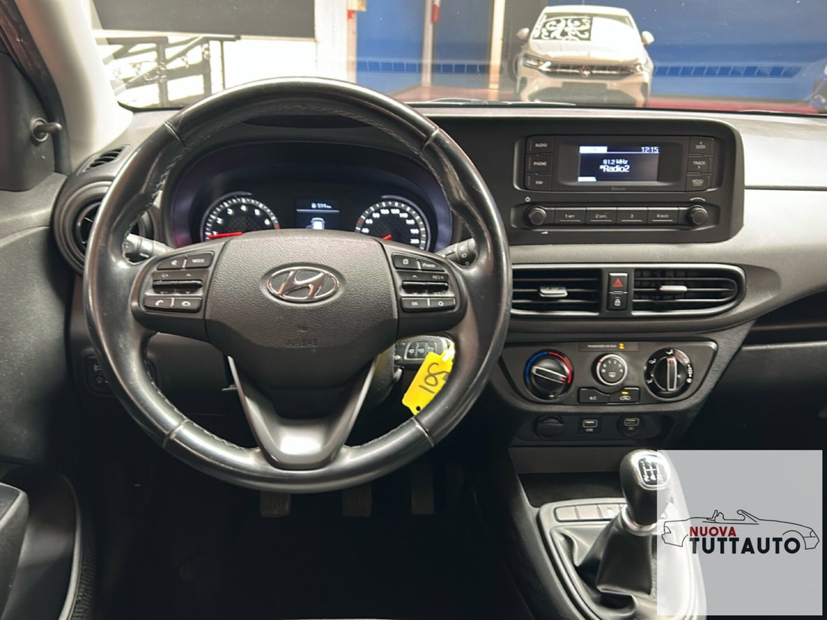 Hyundai i10 1.0 MPI Advanced (18)