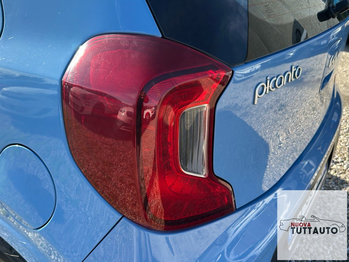 Kia Picanto 1.0 12V 5 porte AMT Urban (10)