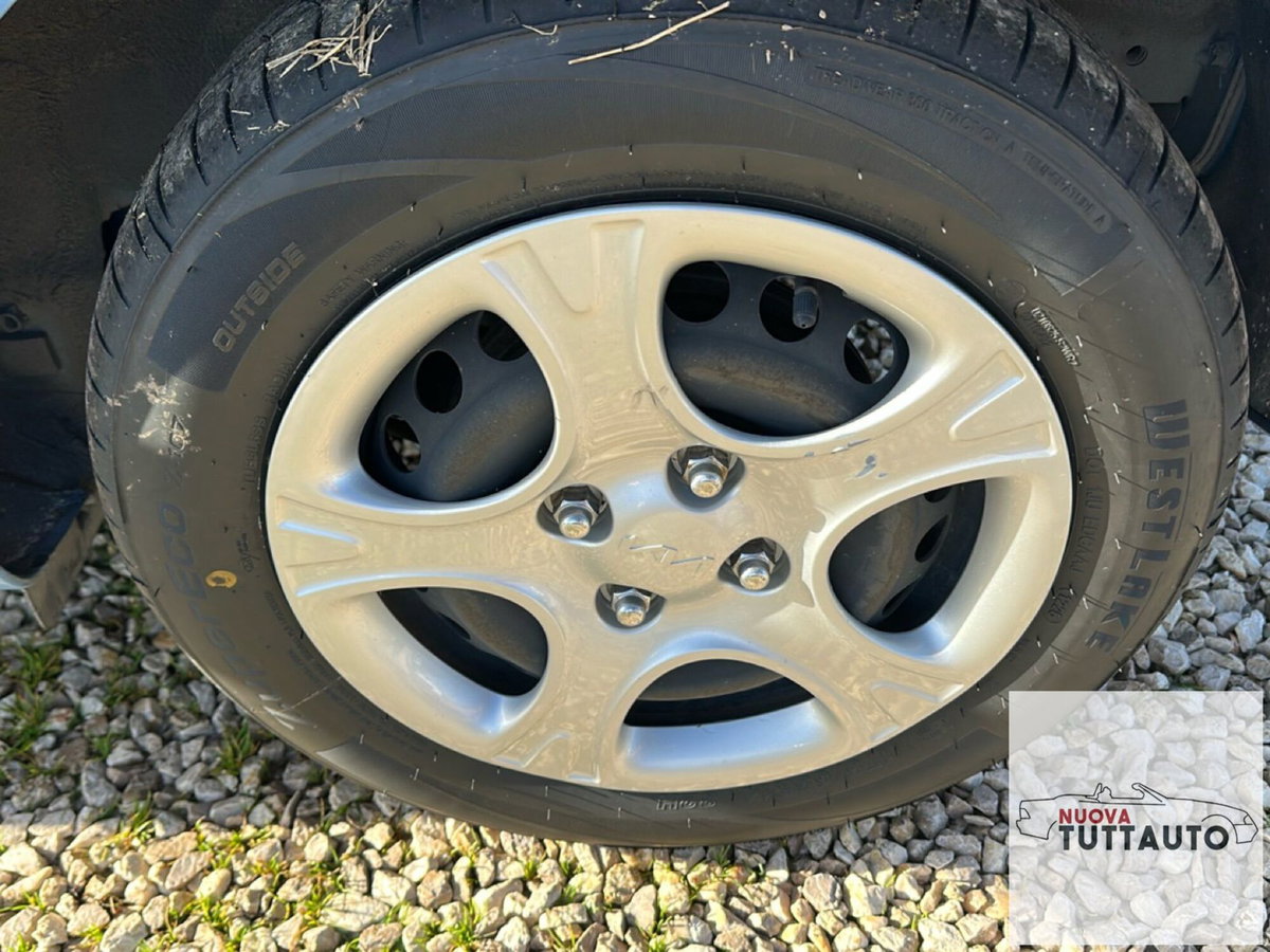 Kia Picanto 1.0 12V 5 porte AMT Urban (13)
