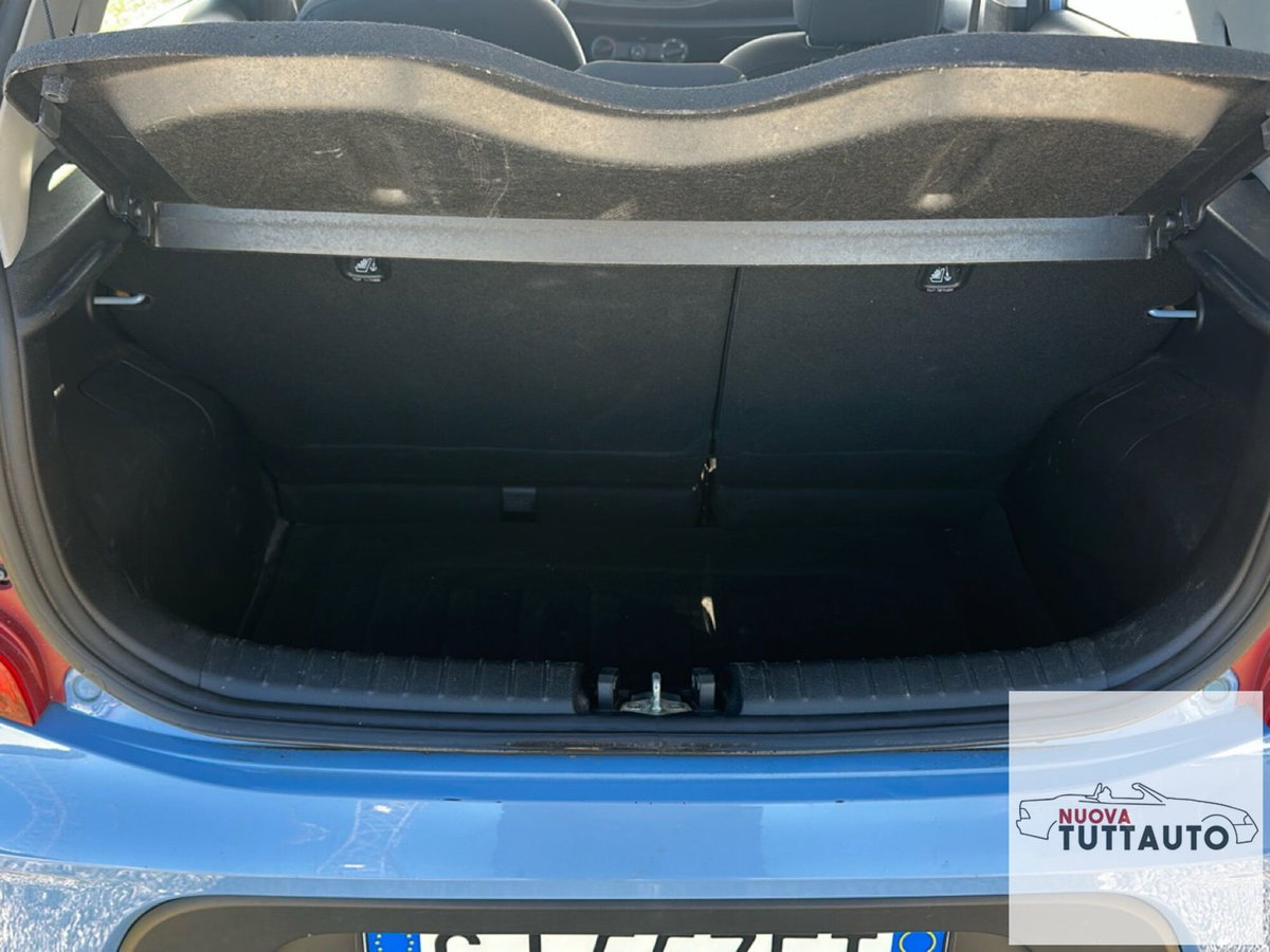 Kia Picanto 1.0 12V 5 porte AMT Urban (15)