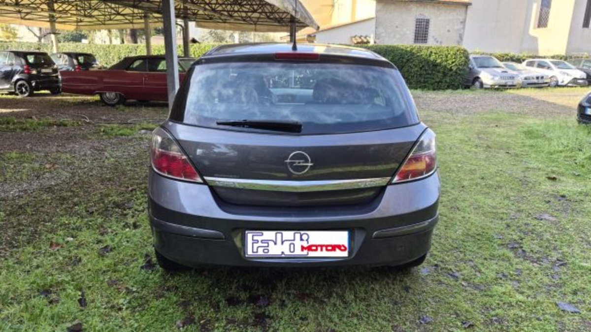 Opel Astra 1.7 CDTI 110CV 5 porte Cosmo (5)