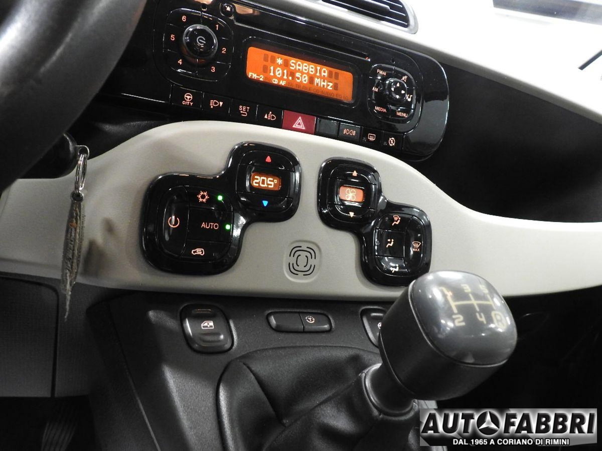 Fiat Panda 1.3 MJT S&S Lounge (17)