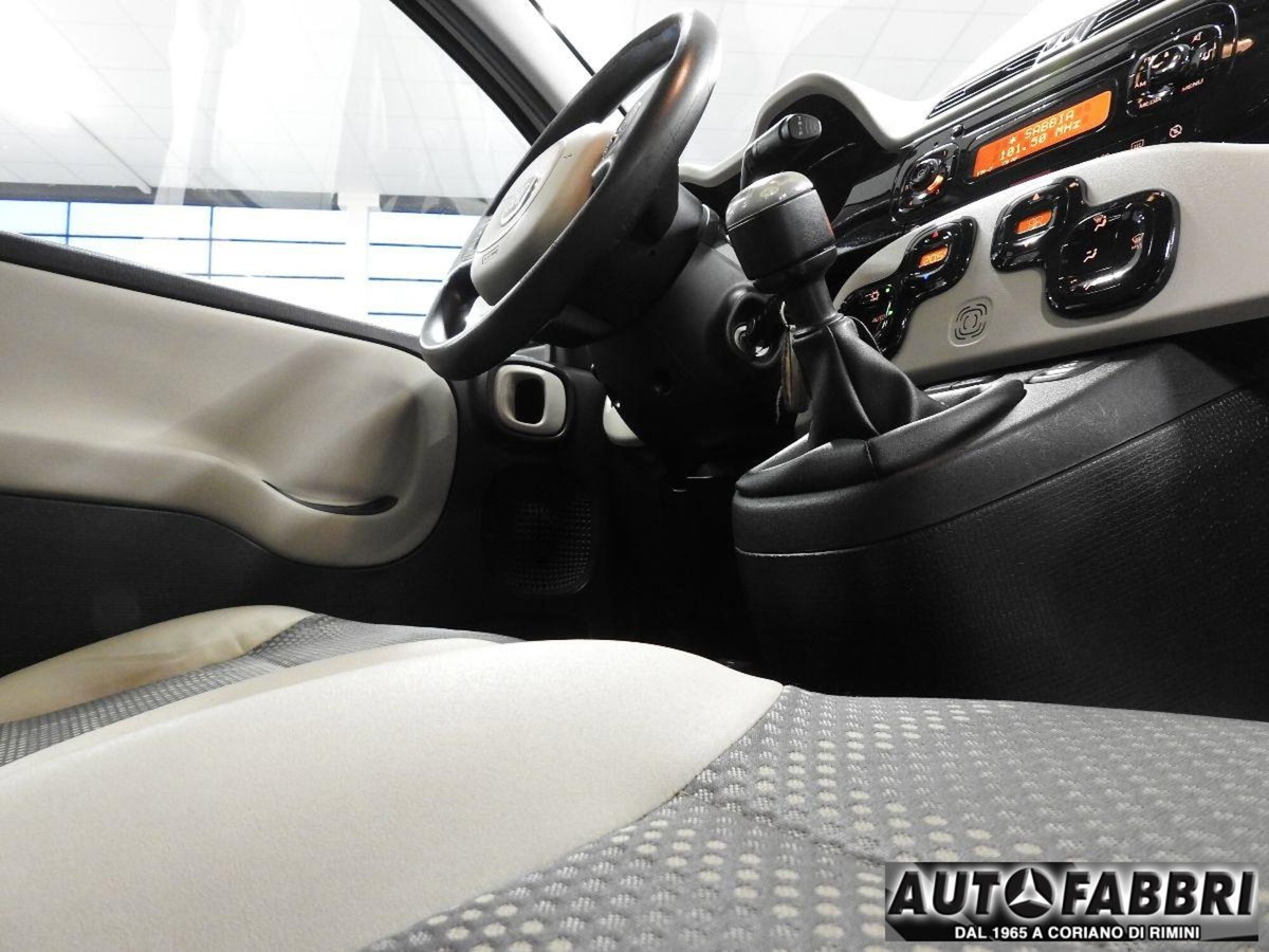 Fiat Panda 1.3 MJT S&S Lounge (8)