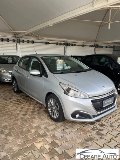 Peugeot 208 75 5 porte Active (2)