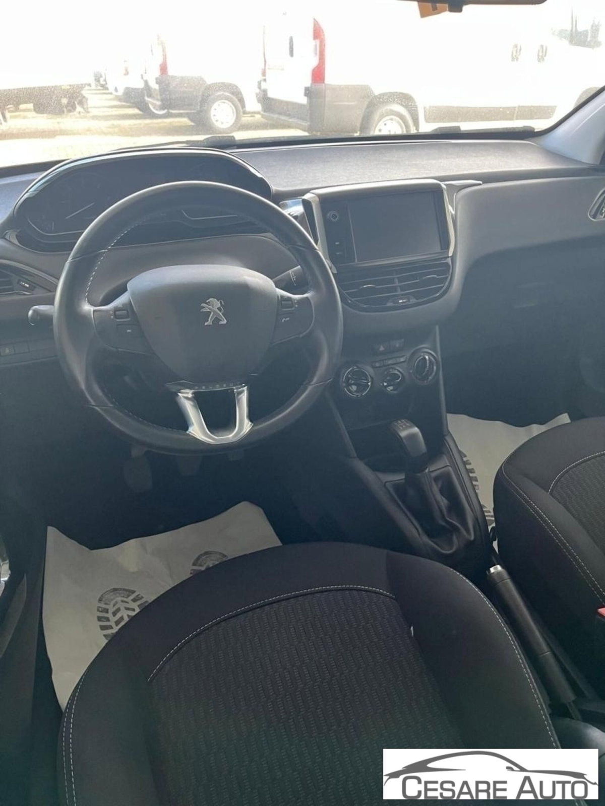 Peugeot 208 75 5 porte Active (5)