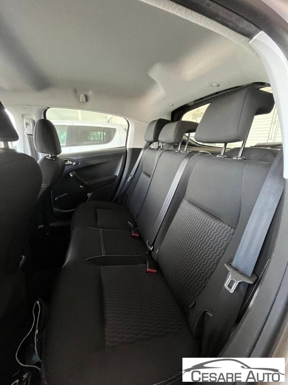 Peugeot 208 75 5 porte Active (7)