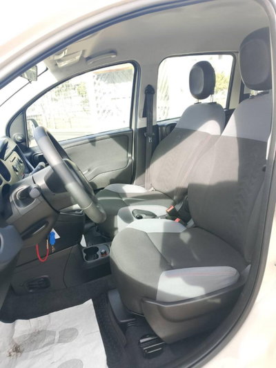 Fiat Panda 1.3 MJT 80 CV S&S Lounge (8)