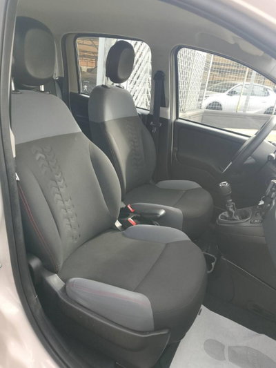 Fiat Panda 1.3 MJT 80 CV S&S Lounge (9)