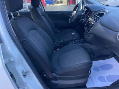 Fiat Punto 1.4 8V 5 porte Natural Power Lounge (10)