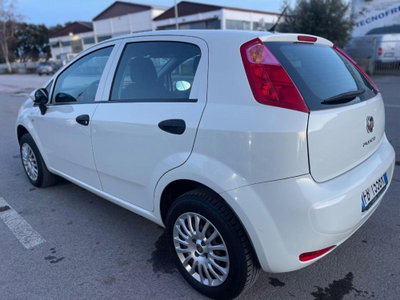 Fiat Punto 1.4 8V 5 porte Natural Power Lounge (4)