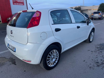 Fiat Punto 1.4 8V 5 porte Natural Power Lounge (6)