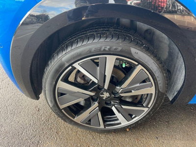 Peugeot 208 PureTech 100 Stop&Start 5 porte Allure (9)