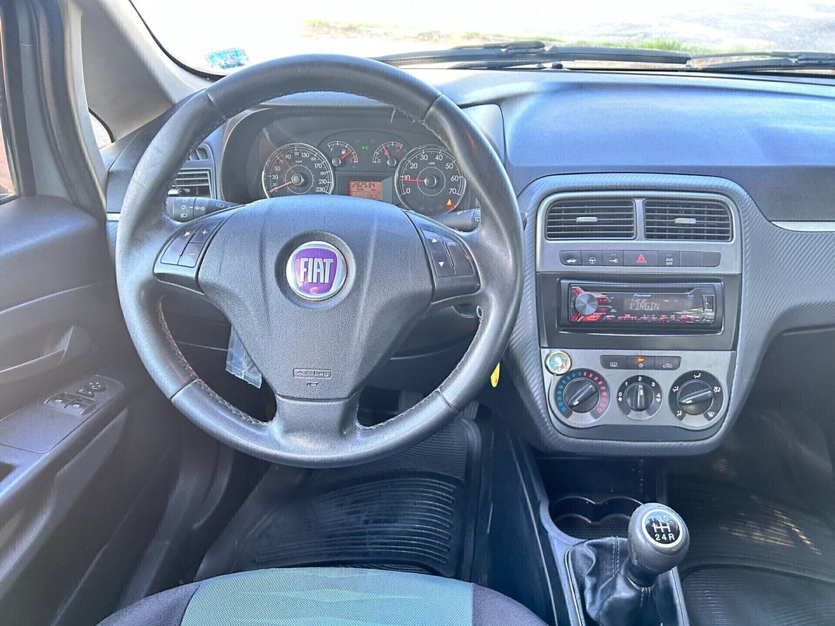 Fiat Grande Punto 1.3 MJT 75 CV 5 porte Dynamic (11)