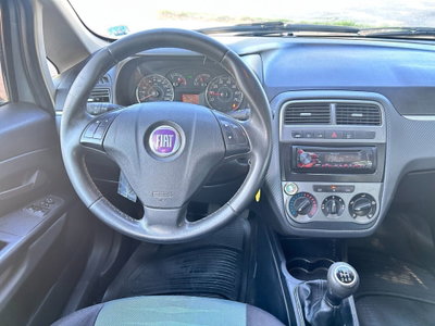 Fiat Grande Punto 1.3 MJT 75 CV 5 porte Dynamic (11)