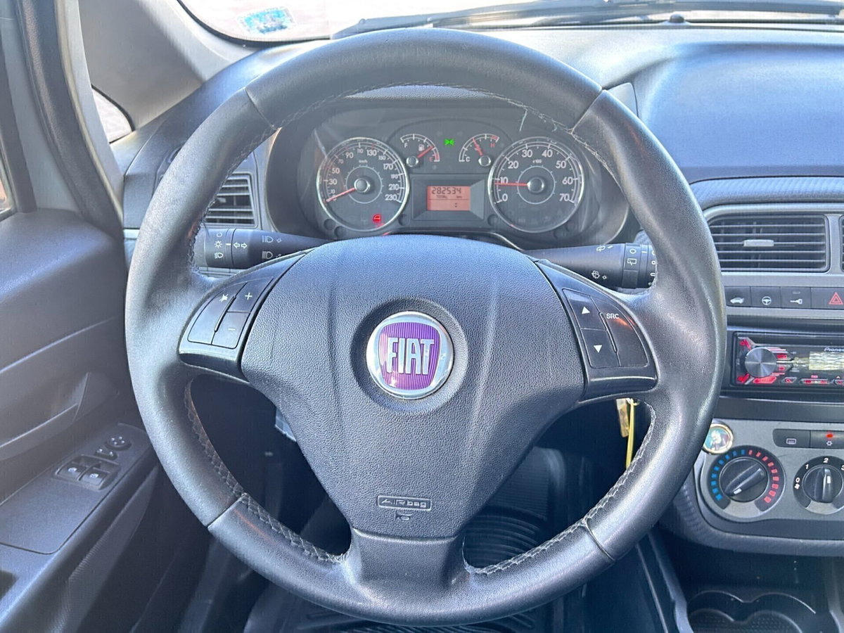 Fiat Grande Punto 1.3 MJT 75 CV 5 porte Dynamic (12)