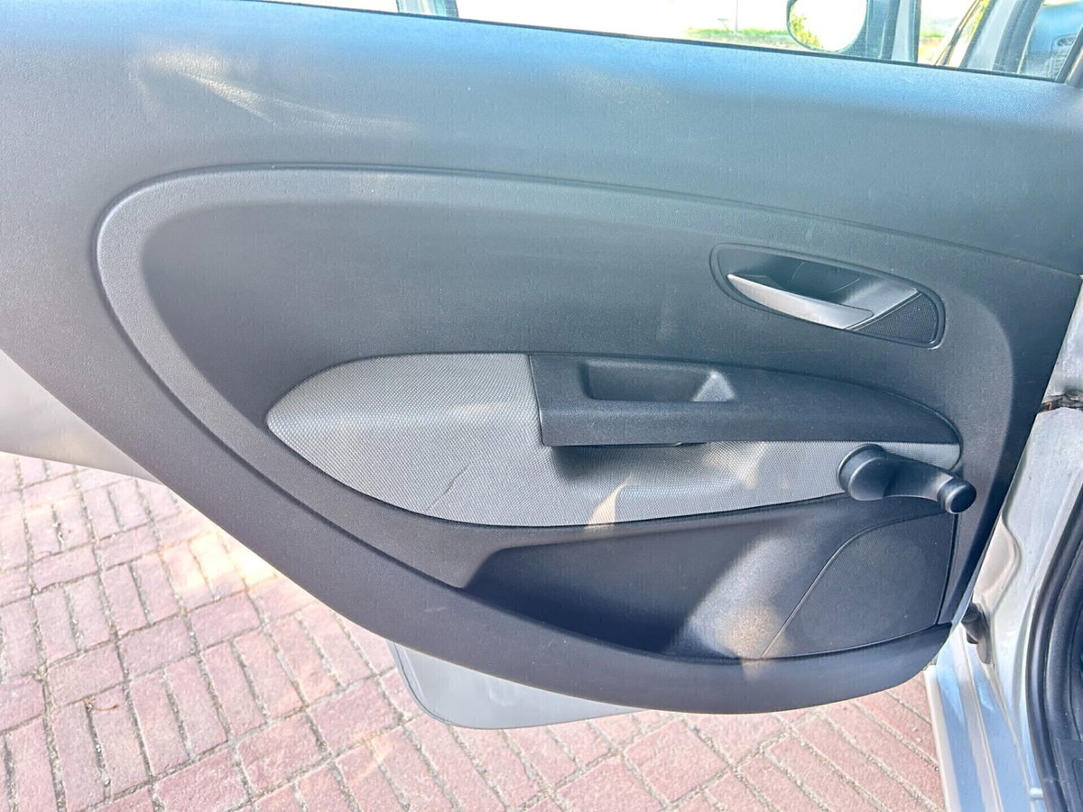 Fiat Grande Punto 1.3 MJT 75 CV 5 porte Dynamic (20)