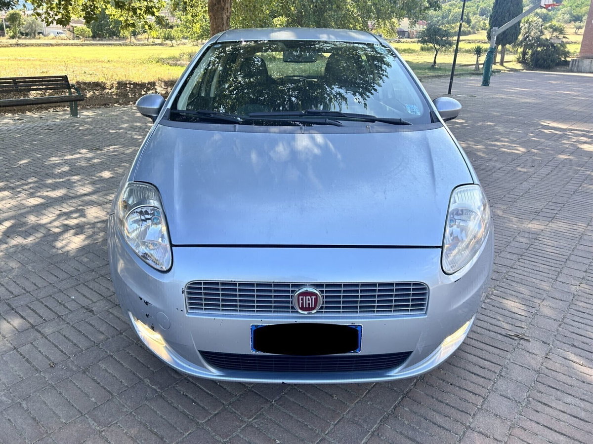 Fiat Grande Punto 1.3 MJT 75 CV 5 porte Dynamic (6)