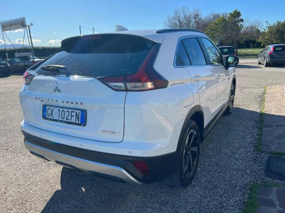 Mitsubishi Eclipse Cross 2.4 MIVEC 4WD PHEV Diamond SDA Pack 0 (4)
