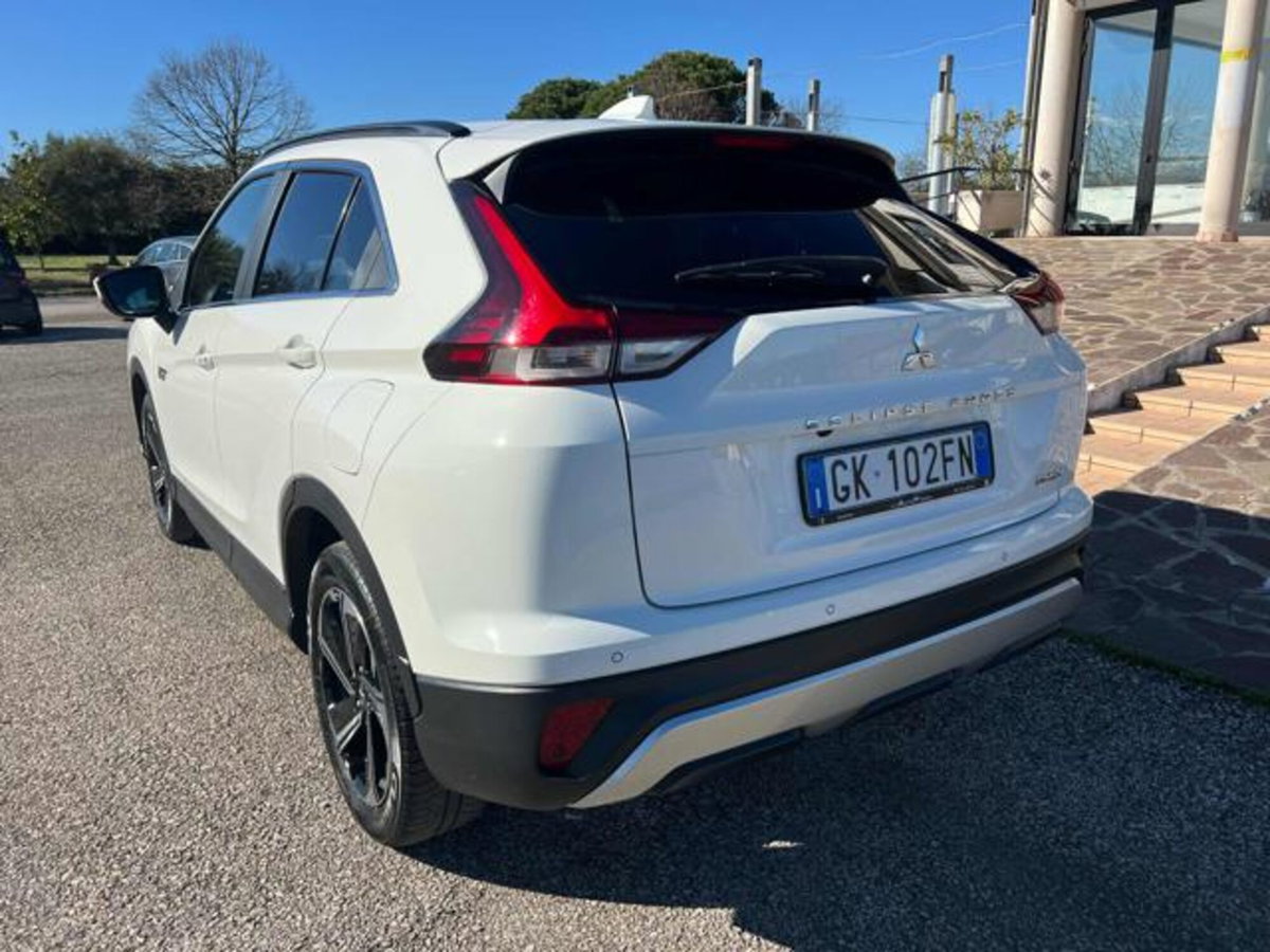 Mitsubishi Eclipse Cross 2.4 MIVEC 4WD PHEV Diamond SDA Pack 0 (5)