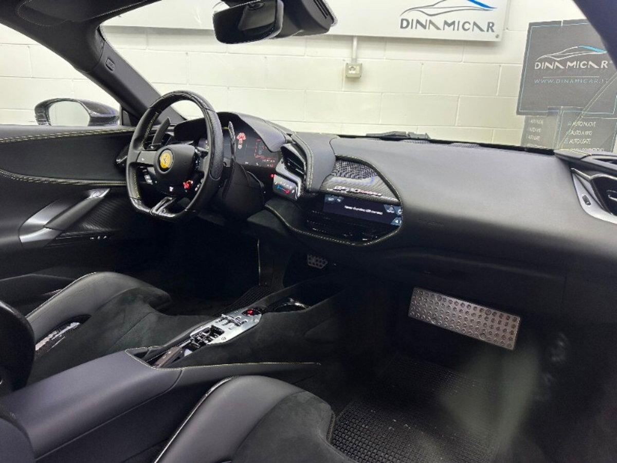 Ferrari SF90 Coupé SF90 Stradale (8)