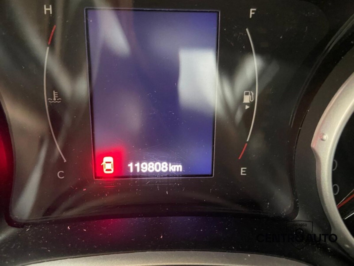 Jeep Compass 1.6 Multijet II 2WD Limited (13)