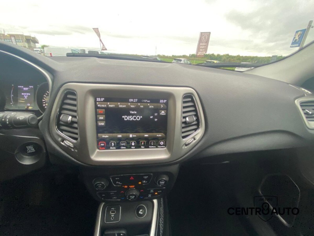 Jeep Compass 1.6 Multijet II 2WD Limited (15)