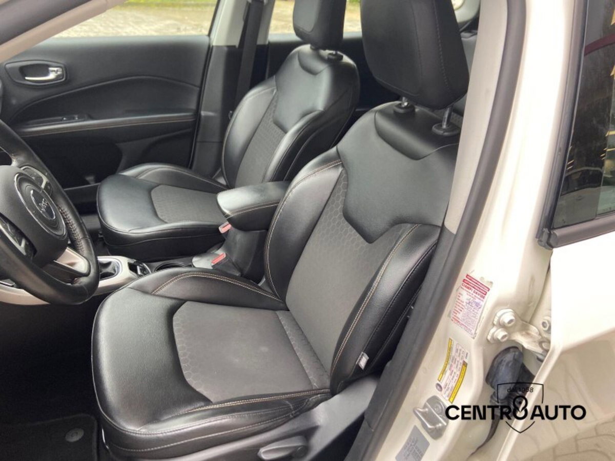 Jeep Compass 1.6 Multijet II 2WD Limited (9)