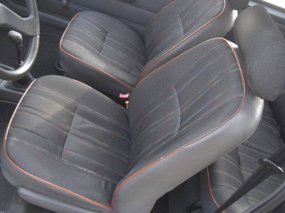 Peugeot 205 3 porte Look (11)