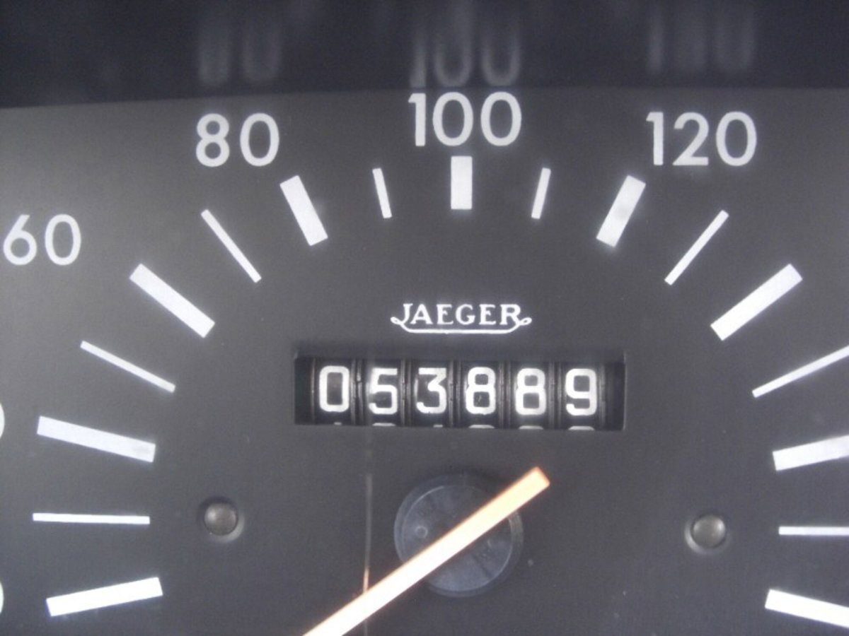Peugeot 205 3 porte Look (14)