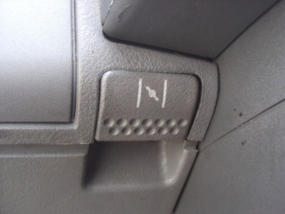 Peugeot 205 3 porte Look (17)