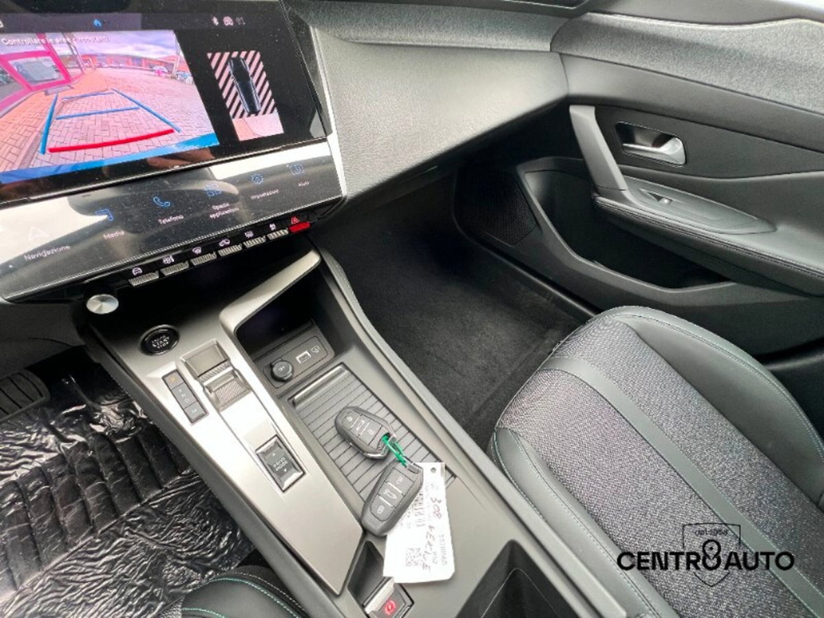 Peugeot 308 SW PureTech Turbo 130 S&S EAT8 Allure Pack (16)