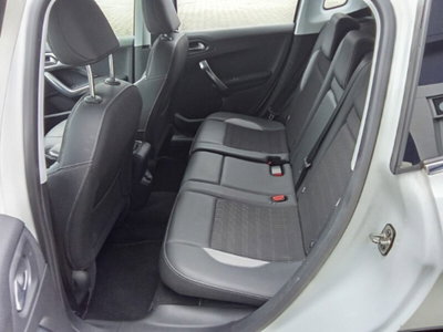 Peugeot 2008 100 Allure (13)