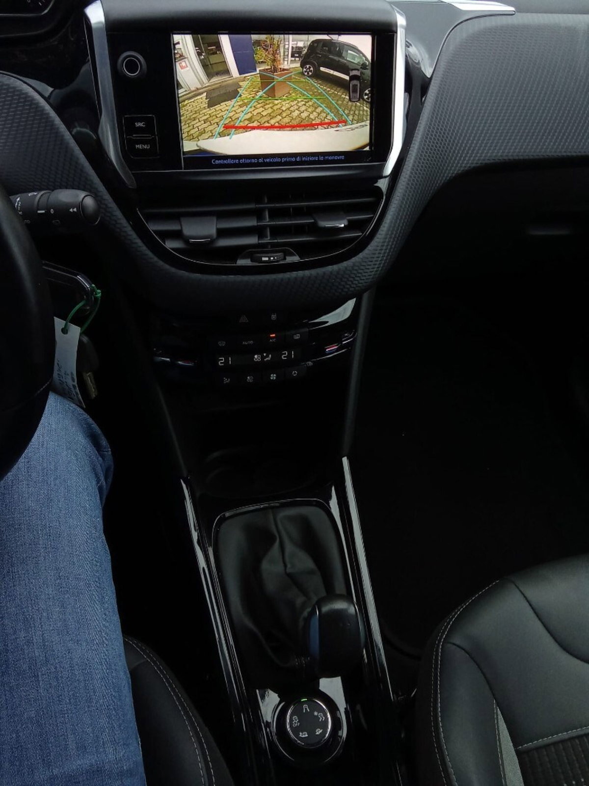 Peugeot 2008 100 Allure (18)