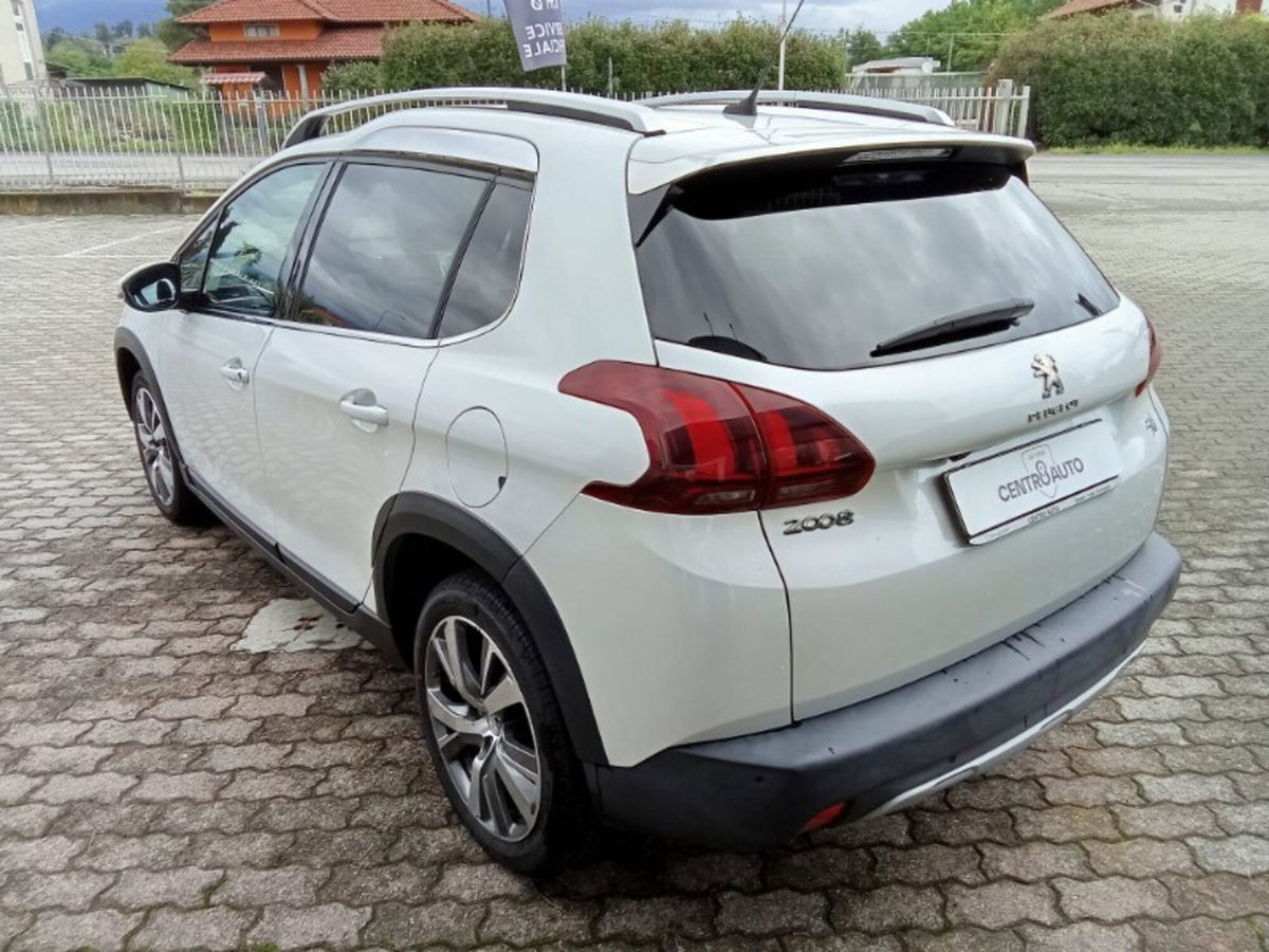 Peugeot 2008 100 Allure (5)