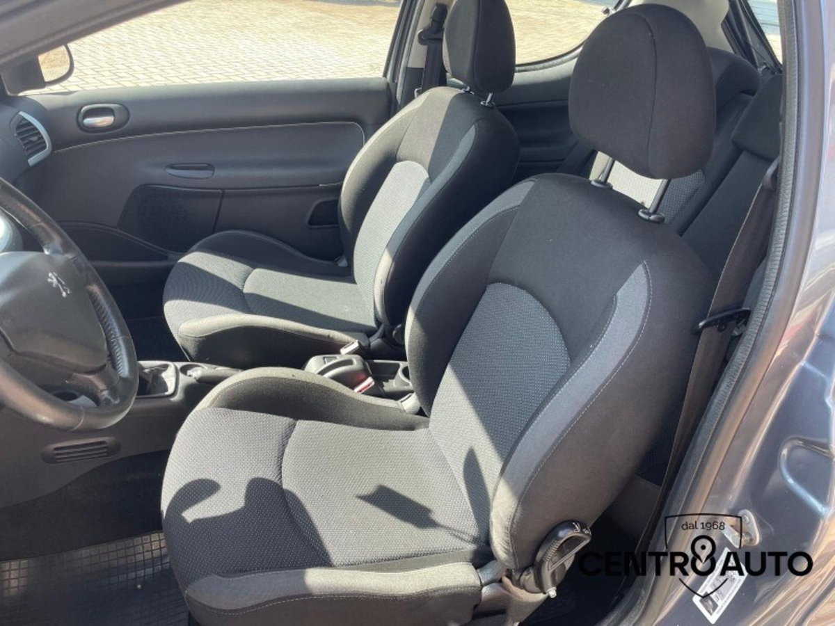 Peugeot 206 60CV 3p. Trendy ECO GPL (7)