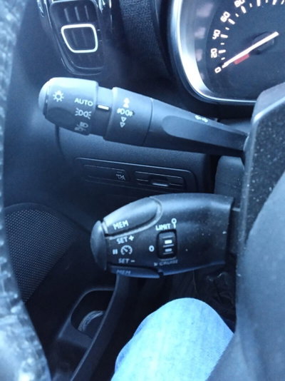 Citroen C3 Aircross PureTech 110 S&S EAT6 Rip Curl (18)