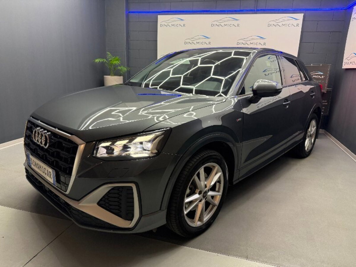 Audi Q2 Q2 35 TDI S tronic Identity Black (3)