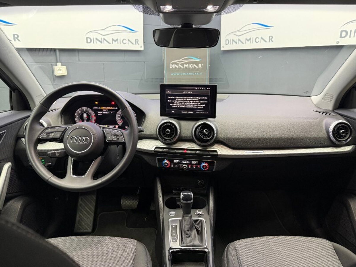 Audi Q2 Q2 35 TDI S tronic Identity Black (7)