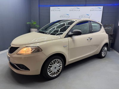 Lancia Ypsilon 1.2 69 CV 5 porte Silver usata