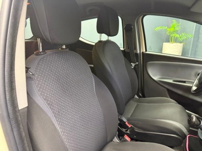 Lancia Ypsilon 1.2 69 CV 5 porte Silver (9)