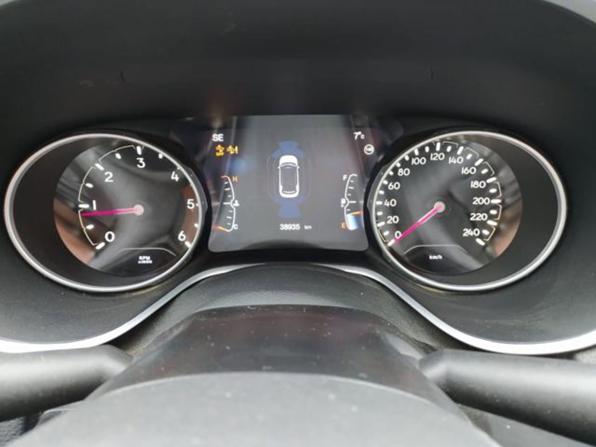 Jeep Compass 1.6 Multijet II 2WD Limited (14)
