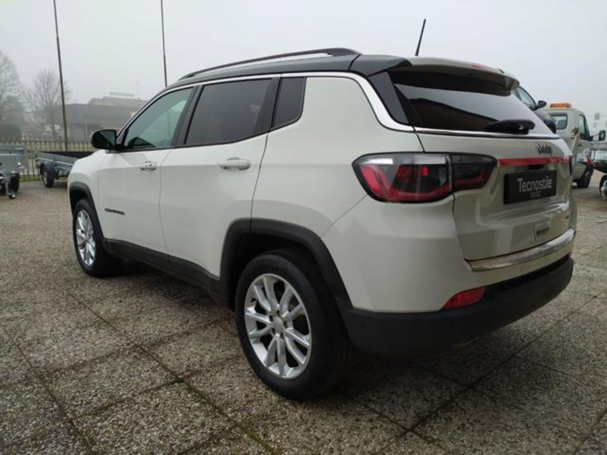 Jeep Compass 1.6 Multijet II 2WD Limited (2)
