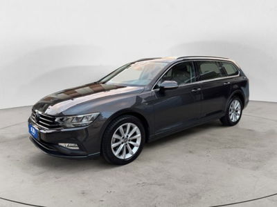 Volkswagen Passat Variant 2.0 TDI SCR EVO DSG Business usata