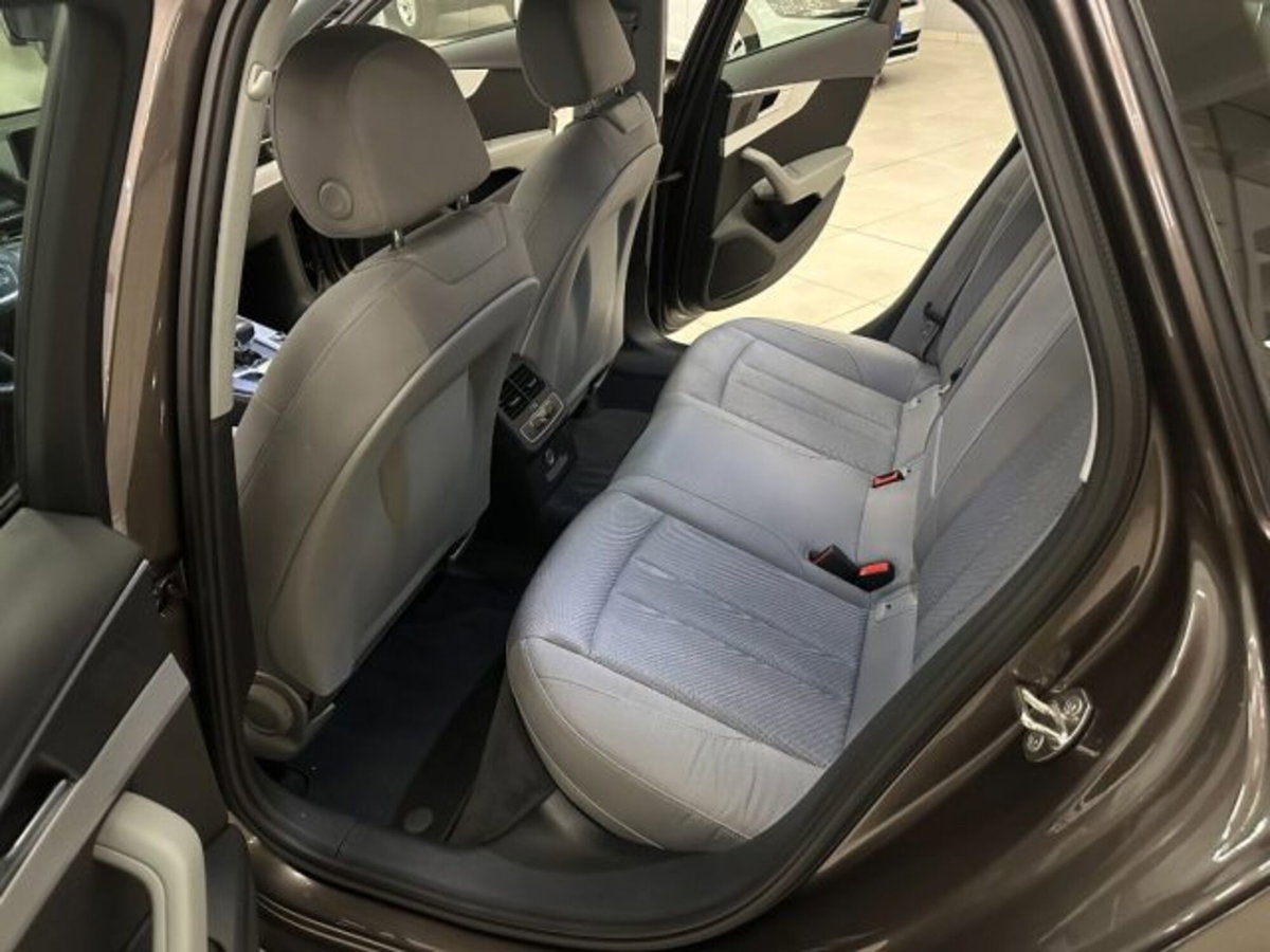 Audi A4 Avant 2.0 TDI 190 CV ultra S tronic Business (10)