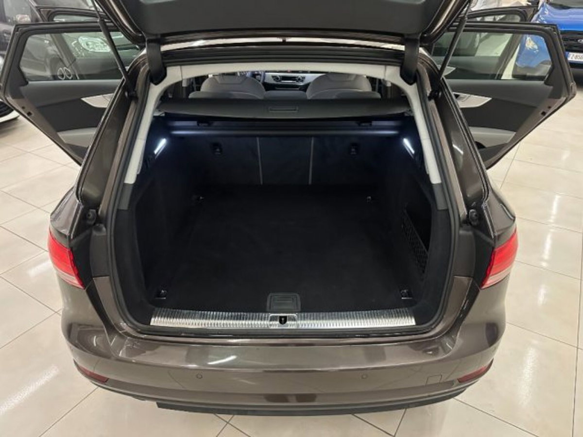 Audi A4 Avant 2.0 TDI 190 CV ultra S tronic Business (11)