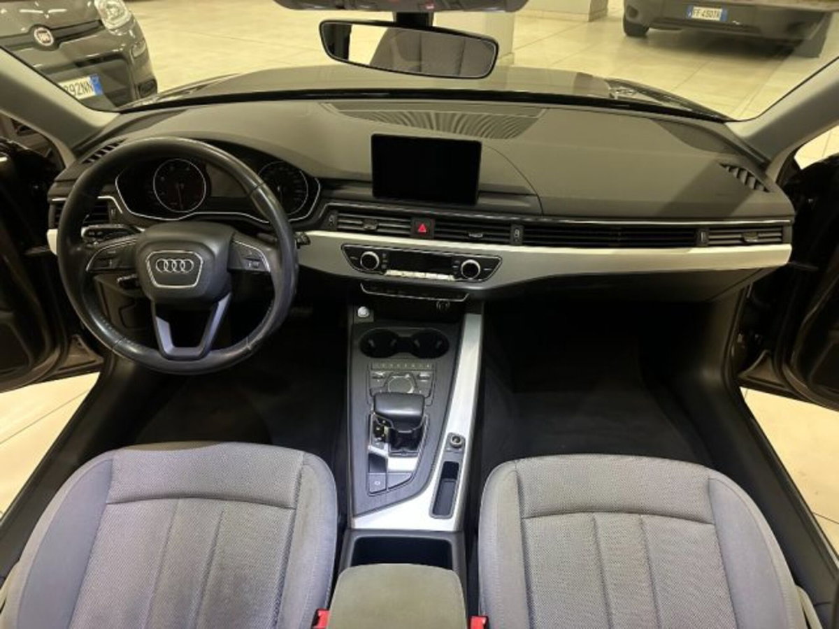 Audi A4 Avant 2.0 TDI 190 CV ultra S tronic Business (14)