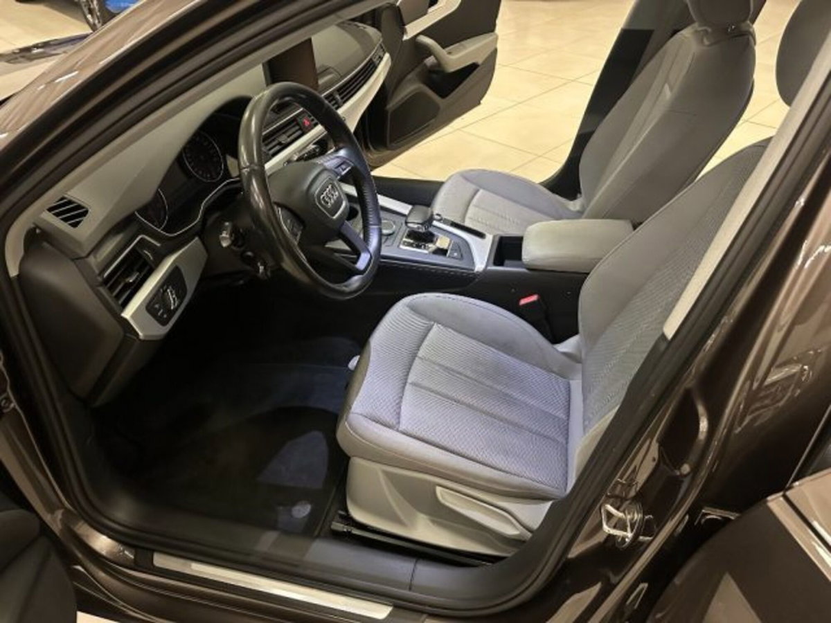 Audi A4 Avant 2.0 TDI 190 CV ultra S tronic Business (9)
