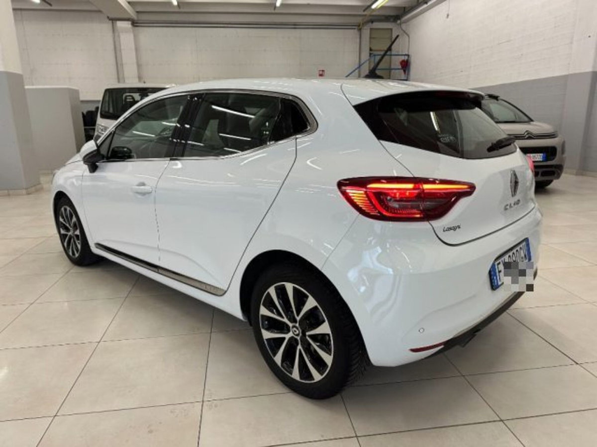 Renault Clio TCe 100 CV CVT 5 porte Intens (7)