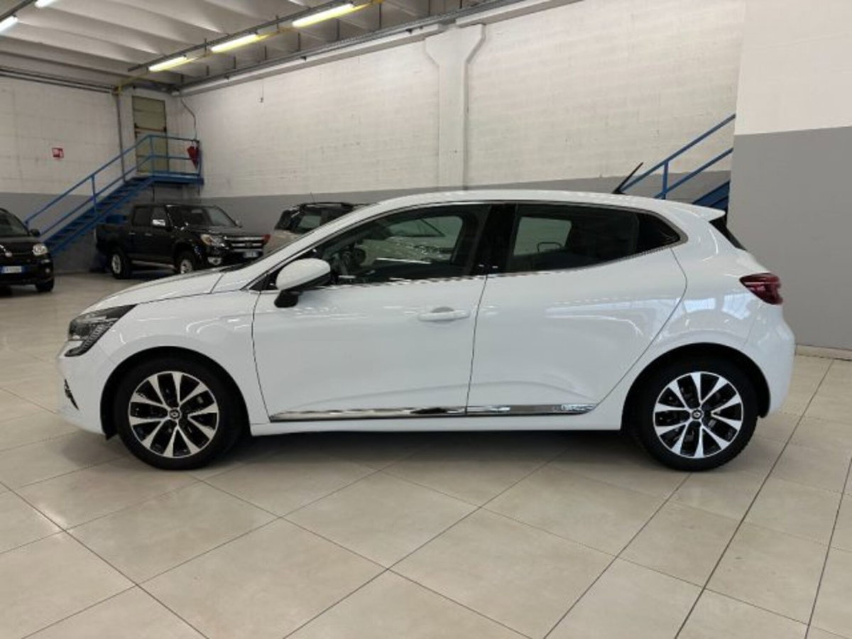 Renault Clio TCe 100 CV CVT 5 porte Intens (8)