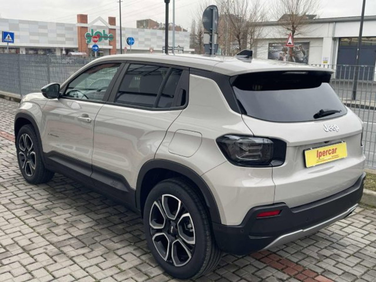 Jeep Avenger 1.2 turbo Summit fwd 100cv (6)